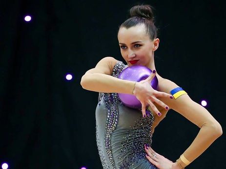 Жданов: Ризатдинова получила золото в упражнении с обручем, а также бронзу в упражнении с мячом