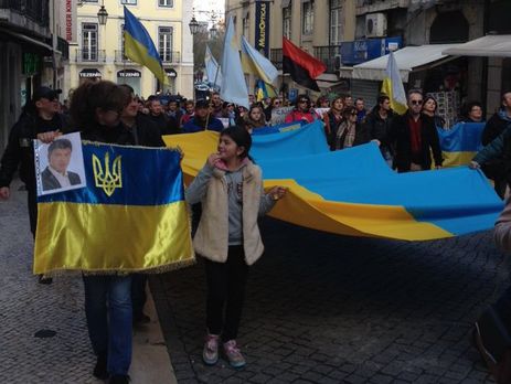 Украинские общины в Европе провели акции против агрессии РФ