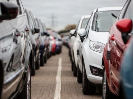 ﻿В Україні з порушенням строків розмитнення перебуває майже 195 тис. 