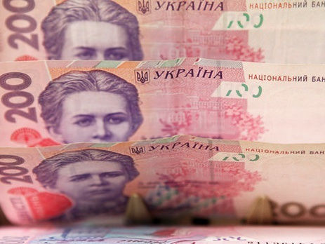 Госстат: Реальная зарплата в Украине в январе сократилась на 13,2%