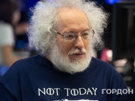 Венедиктов об обмене: Кажется, что Путин щелкнет пальцами, всех посадят на самолет и вывезут. Это не так. Потому что приходят силовики и говорят: они террористы