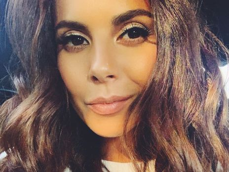 Каменских показала ягодицы в стрингах