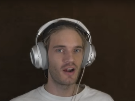 ﻿Відеоблогер PewDiePie став володарем першого у світі персонального акаунта в YouTube зі 100 млн підписників
