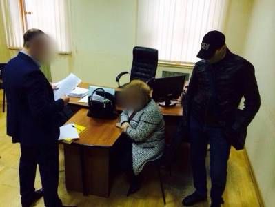 В Минобразования Украины при попытке дать взятку задержали ректора вуза