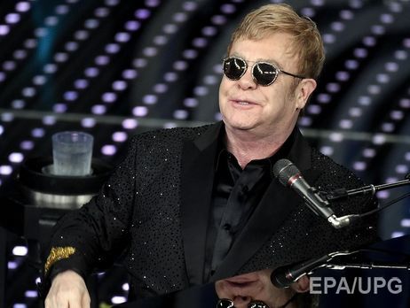 Элтон Джон отказался завещать сыновьям все свое имущество
