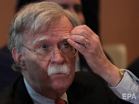 Болтон анонсировал свой визит в Украину