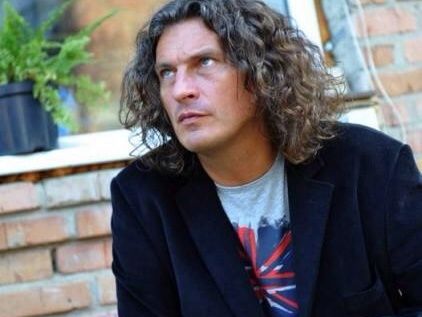 В Луцке демонтировали памятник Кузьме