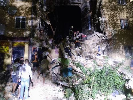 ﻿Правоохоронці розглядають три версії обвалення будинку у Дрогобичі