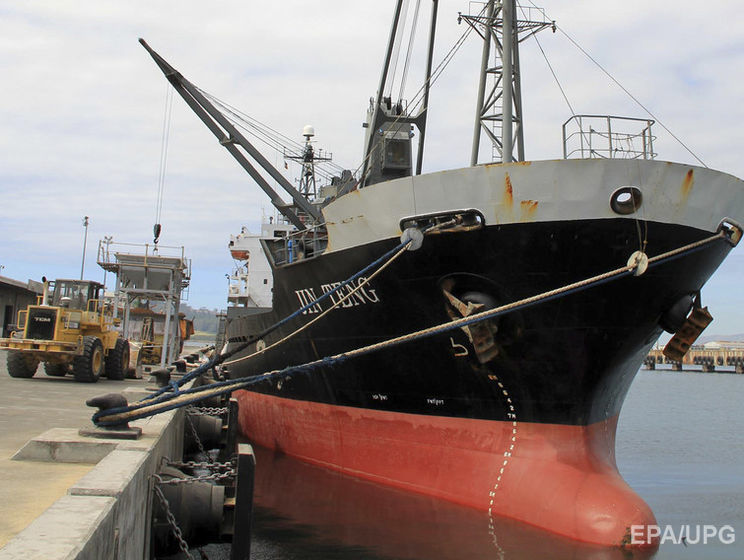 На Филиппинах в рамках санкций ООН конфисковано судно под флагом КНДР