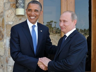 Обама полтора часа убеждал Путина не вводить войска в Украину