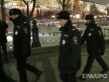 В Москве у здания ФСБ полиция задержала участников акции в поддержку Савченко 