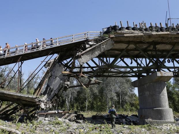 ﻿В ОБСЄ заявили, що бойовики зривають демонтаж фортифікаційних споруд у Станиці Луганській