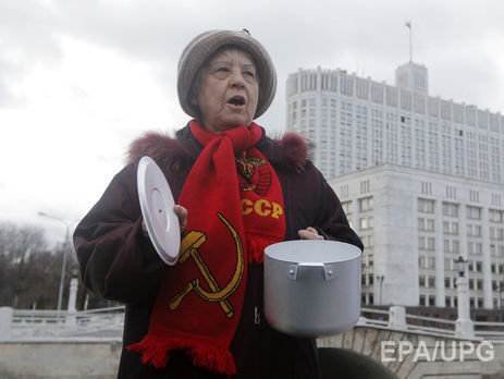 Путин приравнял автопробеги к демонстрациям, а установку палаток – к пикетированию