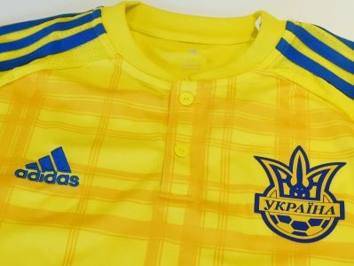 Желтые в клеточку. В Киеве презентовали новую форму национальной сборной по футболу. Фоторепортаж