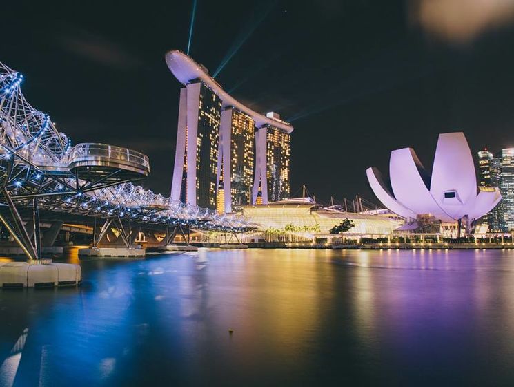 Сингапур в третий раз подряд признан самым дорогим городом в мире