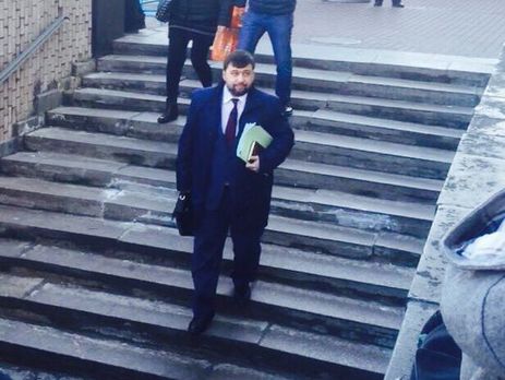 Российские активисты сфотографировали Пушилина возле здания администрации президента РФ