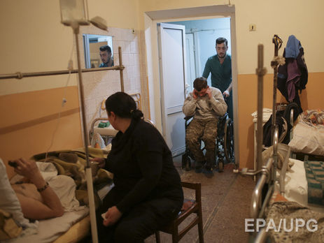 Минобороны: В Украине и за границей проходят лечение 90 раненых участников АТО
