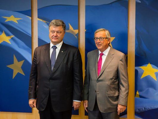 Порошенко и глава Еврокомиссии Юнкер согласовали дальнейшие шаги по безвизовому режиму