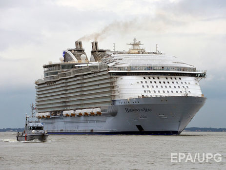 Самый большой круизный лайнер в мире вышел на испытания в море. Фоторепортаж