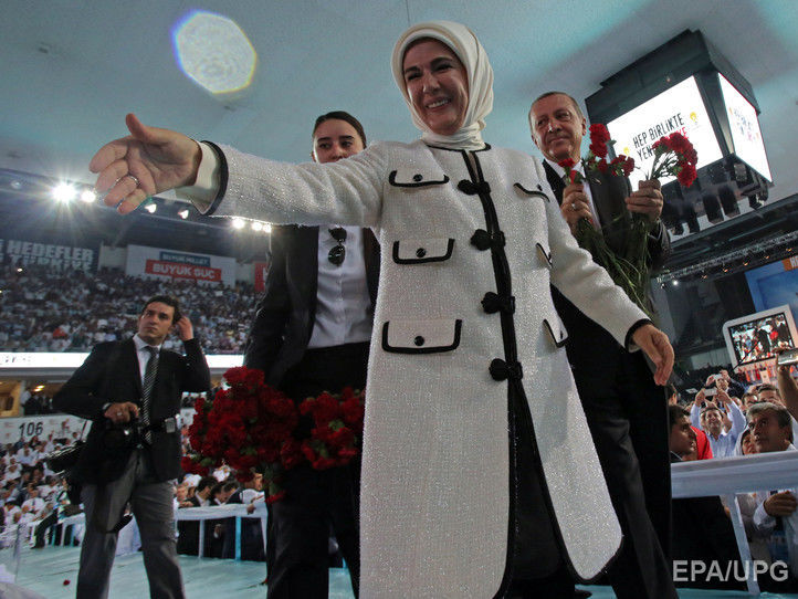Супруга Эрдогана назвала гаремы османских султанов 