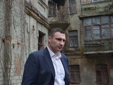 Кличко: Если для выхода страны из кризиса нужна отставка премьера, он должен уйти