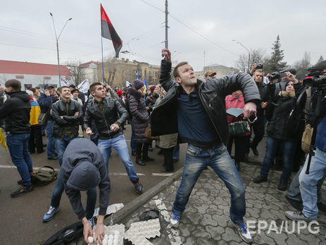 Госдеп США осудил нападения на российское посольство в Киеве и на украинские консульства в РФ