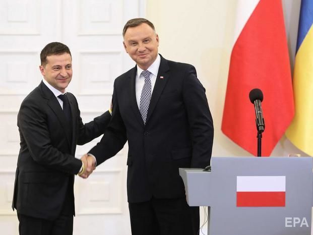 Зеленский заявил о готовности снять мораторий на эксгумацию польских захоронений в Украине
