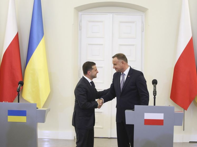 ﻿Україна буде покращувати роботу пунктів пропуску на кордоні з Польщею – Зеленський