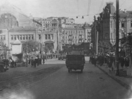 В оккупированном немцами Киеве виселица находилась на бульваре Шевченко