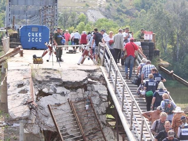 ﻿Луганська ОДА: Зарано стверджувати, що "ЛНР" демонтувала свої споруди на зламі мосту