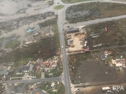 ﻿Кількість жертв урагану "Доріан" на Багамах сягнула семи, ще приблизно 20 осіб постраждало