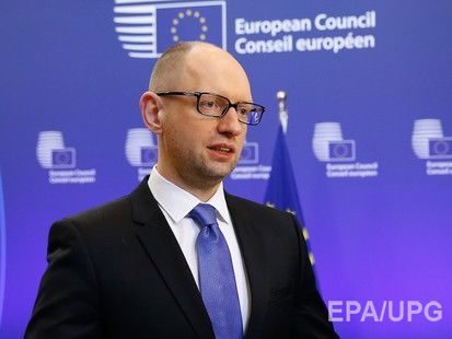 Яценюк пообещал с 1 мая повысить пенсии и зарплаты на 6%