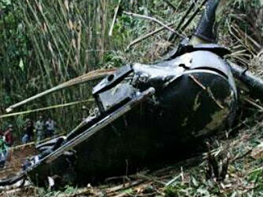 В Индонезии разбился военный вертолет. 13 человек погибли 