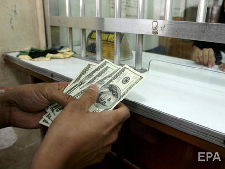 Гривна к доллару подешевела до 25,31 грн/$