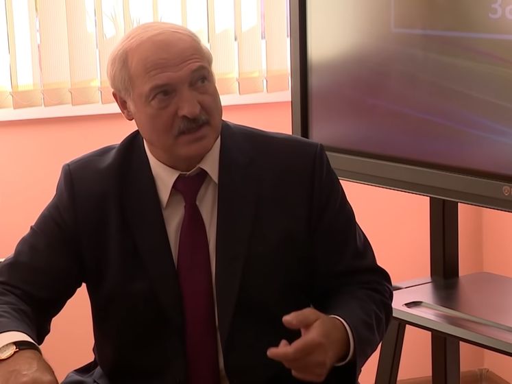 ﻿Лукашенко заявив, що Маск подарував йому Tesla. Винахідник електрокара це заперечує 