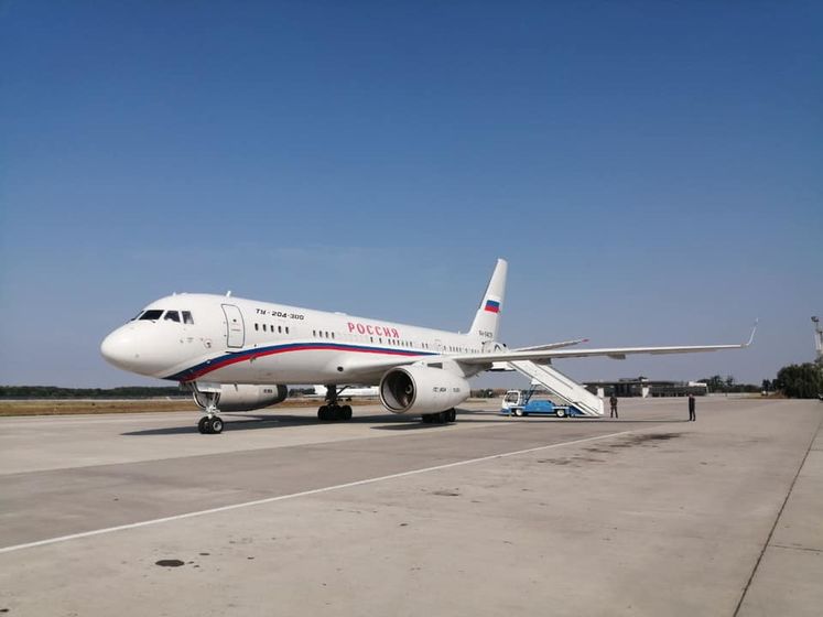 ﻿Літак із росіянами, які беруть участь в обміні, вилетів із "Борисполя"