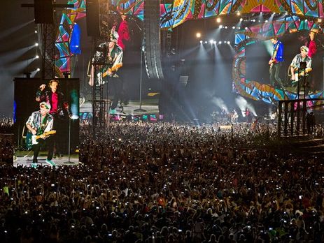 The Rolling Stones дали первый в своей истории концерт на Кубе