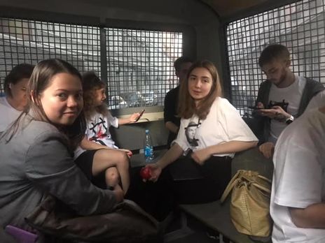 Ивлева, Алехина, Усманова. В Москве 8 сентября задержали более 10 человек, которые вышли на акцию в поддержку политзаключенных