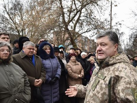 Порошенко: Мы готовы провести честные выборы и сотрудничать с тем, кто будет избран украинским Донбассом