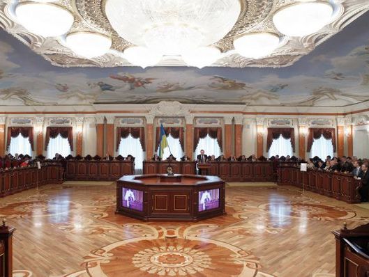 Верховный Суд Украины разрешил Генпрокуратуре задерживать крымских судей без согласия Рады