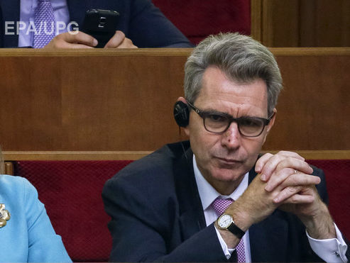 В ГПУ опровергают, что собираются допросить посла США в Украине Пайетта