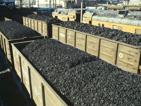 Казанский: В месяц через фронт идут тысячи вагонов с углем