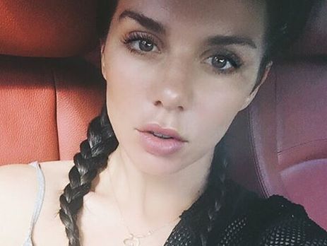 Седокова пропустила спортивную тренировку из-за Микки Рурка