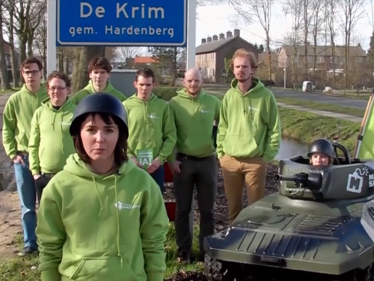 В Нидерландах активисты провели акцию, во время которой "оккупировали" село Крым. Видео