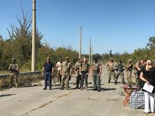 Из оккупированной Луганской области на подконтрольную Киеву территорию передали 54 заключенных – Денисова