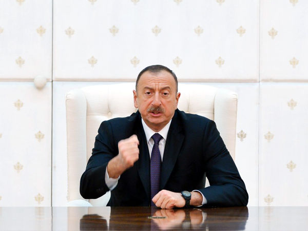 Президент Азербайджана Алиев о военной операции в Нагорном Карабахе: По врагу был нанесен сокрушительный удар