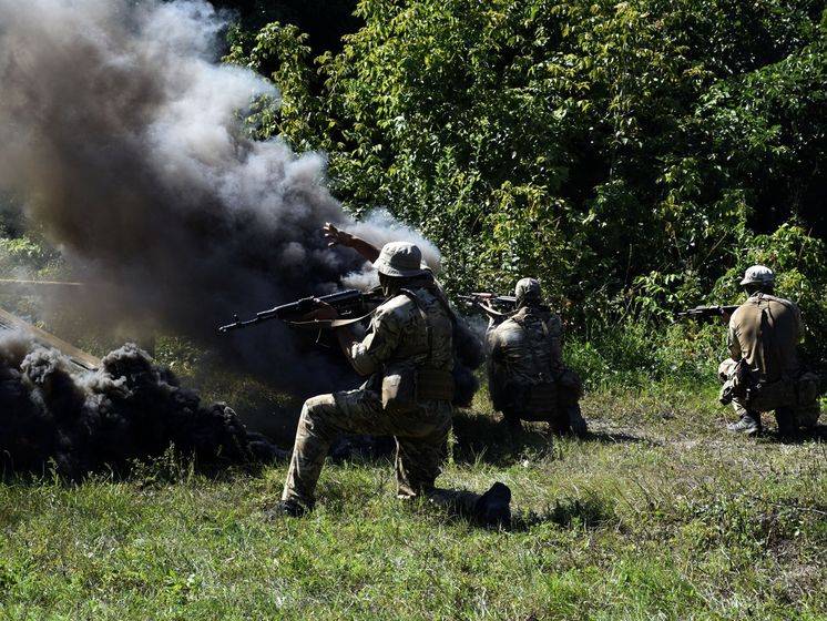 ﻿Двох українських військових було поранено на Донбасі – Міноборони України