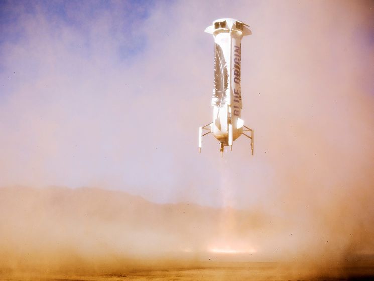 Blue Origin в третий раз успешно посадила многоразовый космический корабль. Видео