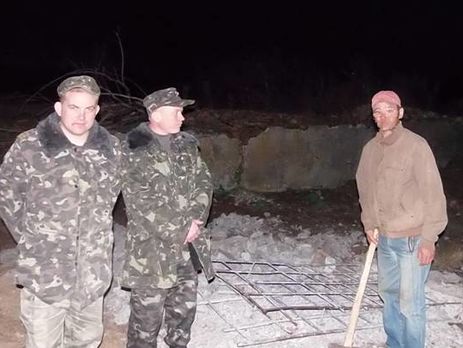 В Чернобыле полиция задержала мужчину, который пытался вывезти около 100 кг радиоактивного металла