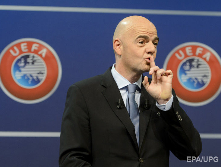 Швейцарская полиция провела обыски в офисе УЕФА в связи с офшорным скандалом
